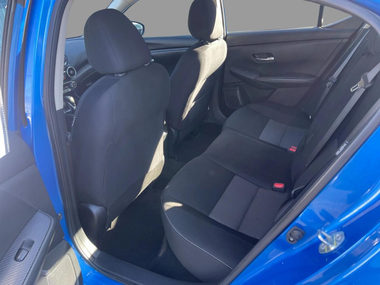 2020 Blue /Black Nissan Sentra SV (3N1AB8CV5LY) with an 1.8L I4 SFI DOHC 16V engine, CVT transmission, located at 547 E. Main St., Orwell, OH, 44076, (440) 437-5893, 41.535435, -80.847855 - Photo#30